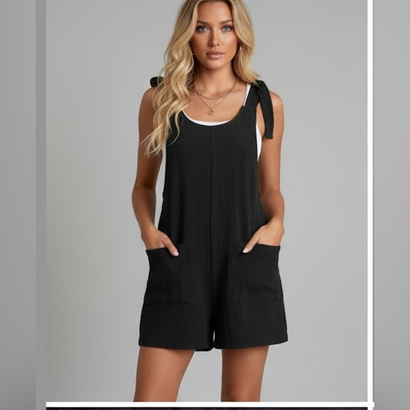 Boho Black Romper With Pockets - Picture 2 of 8